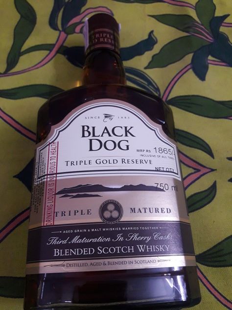 Black Dog Drink, Black Dog Whiskey Scotch, Best Love Photos, Happy Anniversary Photos, Daaru Party Pic, Snap Pics, Party Pic, Old Monk, Photoshop Tutorial Photo Editing