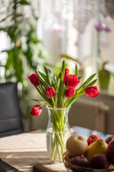 Tulip Flower Arrangements, Large Flower Vases, Lucky Plant, Tulips In Vase, Tulip Flower, Red Tulips, Blooming Rose, Local Florist, Decor Essentials