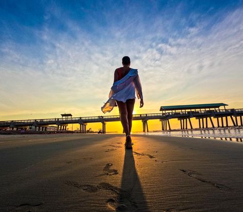 Not too shabby for a picture taken on self-timer 🫶🏼 📍Folly Beach, SC 🏖️ . . . #chs #follybeach #follybeachsc #charleston Folly Beach Sc, Folly Beach, Charleston, Instagram