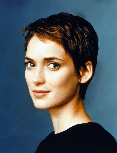 Winona Ryder Winona Ryder Hair, Haircut Women, Robin Wright, Evan Rachel Wood, Super Short Hair, Very Short Hair, Winona Ryder, Trendy Haircuts, Haircuts For Long Hair