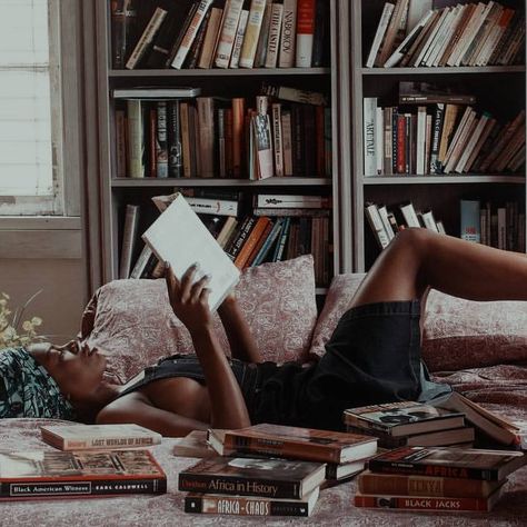 6 Books about Being Biracial and a Mixed-Up Life Experience. Being Biracial, Girls Reading, Black Fathers, Living In Europe, Life Experience, Who Am I, African Diaspora, Girl Reading, Life Experiences