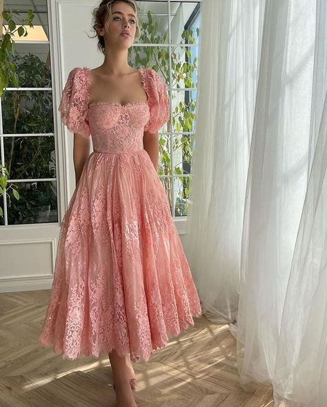 Teuta Matoshi Dresses, Baby Pink Wedding, Coronation Gown, Teuta Matoshi, Rose Gown, Midi Gowns, Exquisite Gowns, Corset Bustier, Floral Gown