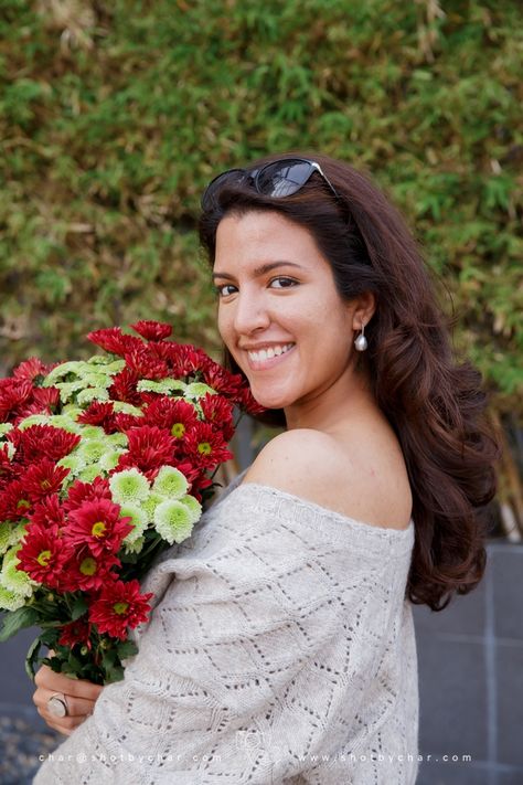 Pretty woman holding a bouquet. Entrepreneur photoshoot in Thailand. Photographed by Shot by Char. Bouquet Drawing Reference, Person Holding Bouquet, Person Holding Flowers, Entrepreneur Photoshoot, Holding A Bouquet Of Flowers, Holding Bouquet, Holding A Flower, Holding A Bouquet, Holding Flowers