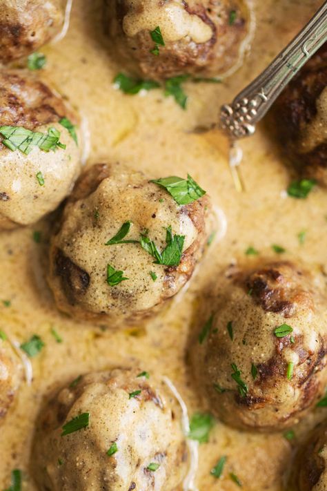 Seriously Amazing Swedish Meatballs in Brown Gravy - hearty and comforting meatballs in the most delicious brown gravy ever! #swedishmeatballs #browngravy #meatballs | Littlespicejar.com Meatballs In Brown Gravy, Best Swedish Meatball Recipe, Brown Gravy Recipe, Meatballs And Gravy, Brown Gravy, Swedish Meatballs, Minced Meat, Dinner Appetizers, Gravy Recipes