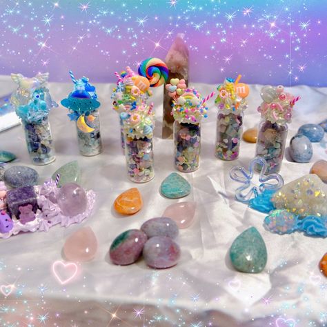 ✨THE CONFETTI COLLECTION IS LIVE✨LINK IN BIO TO CHECK IT OUT!!✨💕🧚🍬 Here’s what’s on the menu 🧁💕✨ Crystal Confetti Cake Jars 🧁 Lavender Kisses & Pool Party Buddies 💜🏊🏻 Crystal Tear Drop Cabs ✨🧚 Flower Agate Tower 🌸 Oj Tumbles ✨🎀 This collection was absolutely so fun to put together 💕✨ I have been working on those fun crystal jars for the past few weeks & I’m so excited to finally have them available for you all 🧁💕 Happy shopping 💕✨🤭🧁 #crystals #thefaerygrove #sweets #confetti #confettica... Crystal Jars, Cake Jars, Crystal Confetti, Confetti Cake, Flower Agate, On The Menu, The Menu, Tear Drop, Pool Party