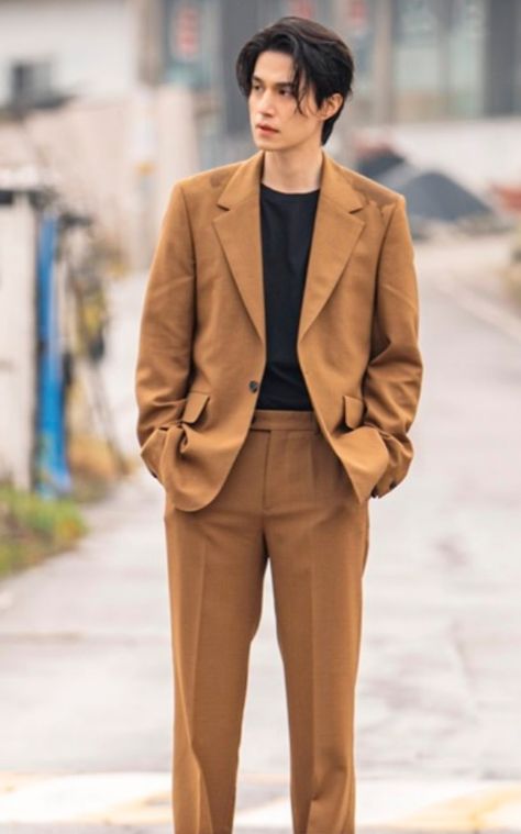 Kdrama Ceo Outfit Men, Suit Outfit Men, Western Outfit Men, Korean Men Suit, Most Handsome Korean Actors, Reception Outfit, Mens Business Casual Outfits, Formal Men Outfit, Led Fashion