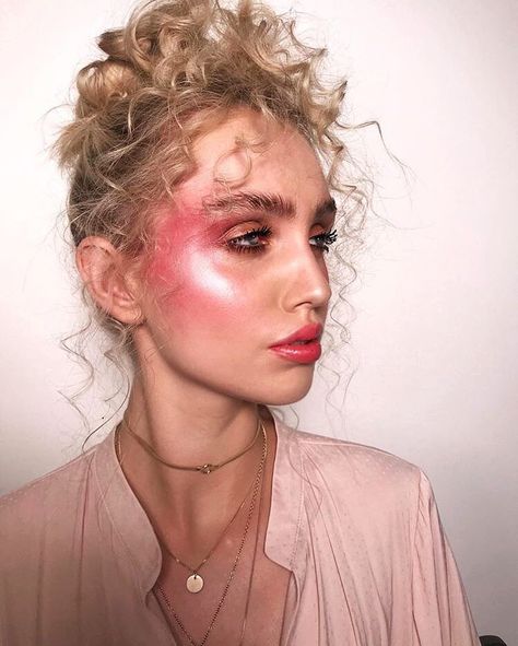 Pink blush! 🍓 @jamesmolloymakeupartist #makeup #photography #pink #blush #soapbrows #brows #model #modelife #fashion #fashionmakeup #hair… Heavy Pink Blush Makeup, Extreme Blush Makeup, Bold Cheek Makeup, High Blush Makeup, Heavy Blush Makeup Looks, Heavy Blush, 80s Blush, Pink Eyebrows, Extreme Makeup