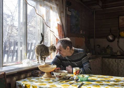 Photographer Alexey Vasiliev Shows The Daily Life Of Russia's Coldest Region Everyday Life Photography, F 35, Shoot Film, Modern Photography, Photo Story, Life Photo, People Photography, Film Director, Daily Photo