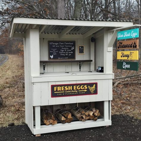 Self Serve Egg Stand, Egg Stand Ideas, Roadside Egg Stand, Chicken Egg Stand, Farmstand Ideas, Farm Store Ideas, Farm Cart, Homestead Plans, Veggie Stand