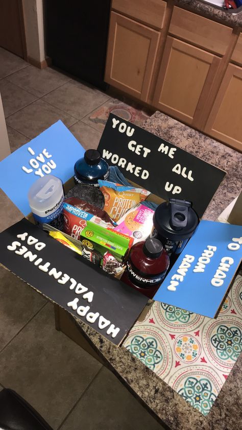 Valentines Gift For Football Boyfriend, Wrestling Boyfriend Gifts, Basketball Gifts Baskets For Boyfriend, Gym Care Package For Him, Valentines Gift For Gym Rat Boyfriend, Wrestling Gifts For Boyfriend, Boxing Gifts For Boyfriend, Workout Basket Gift For Him, Birthday Gifts For Gym Boyfriend