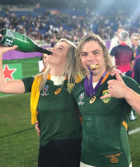 Rugby Girlfriend, Springboks Rugby South Africa, Eben Etzebeth, Springboks Rugby, Go Bokke, South African Rugby, Springbok Rugby, Rugby Boys, Sport Aesthetic