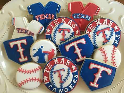 Texas Rangers Baseball Cookies + the fight! Lol Texas Rangers Cake, Baseball Baby Shower Cake, Hamburger Cookies, Baseball Birthday Cakes, Ranger Cookies, Baseball Cookies, Baseball Cake, Buttercream Decorating, Cookies Theme