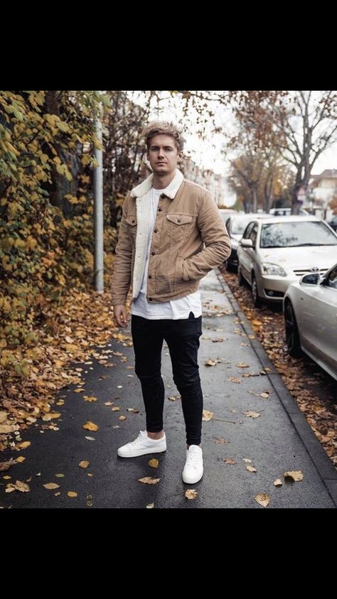 Streetwear Magazine, Fashion School Outfits, Stylish Men Casual, Hipster Mens Fashion, Winter Outfits Men, Outfits Men, Mens Winter Fashion, Dope Outfits, Mens Casual Outfits