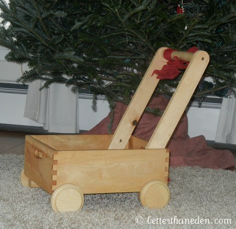 Wooden Push Toys, Wooden Cart, Children's Games, Push Cart, Youth Club, Push Toys, Homemade Toys, Diy Kids Toys, Diy Toddler