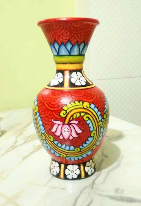 Pot Painting Ideas Indian, Mud Pot Painting Ideas Indian, Mud Pot Painting, Painting Ideas Indian, Pot Painting Ideas, Worli Painting, Very Easy Rangoli Designs, Beach Art Painting, Pot Painting