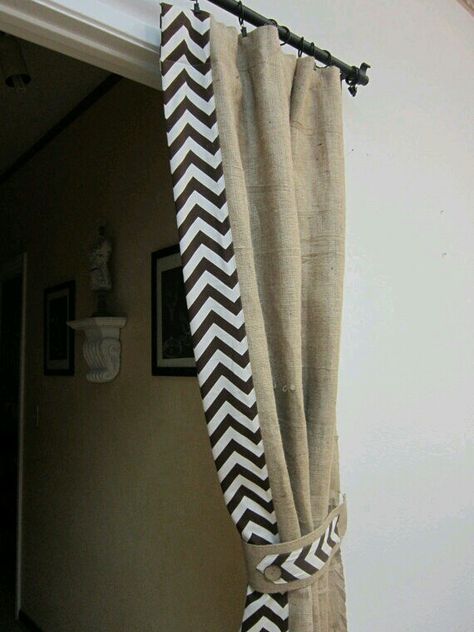 Chevron curtain - no stenciling involved! Burlap Drapes, Chevron Curtains, Modern Window Treatments, Repurposed Decor, Window Treatments Bedroom, Burlap Curtains, Bedroom Curtains, Hotel Room Design, Trending Items