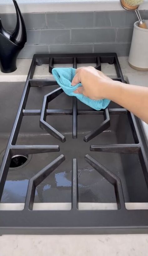 How to Deep Clean Your Stove in 5 Effective Steps | Hometalk Cleaning Gas Stove Burners, How To Clean Stove Grates, Clean Stove Grates, How To Clean Burners, Cooktop Cleaner, Clean Stove Top, Gas Stove Burner, Decorating With Sticks, Clean Stove