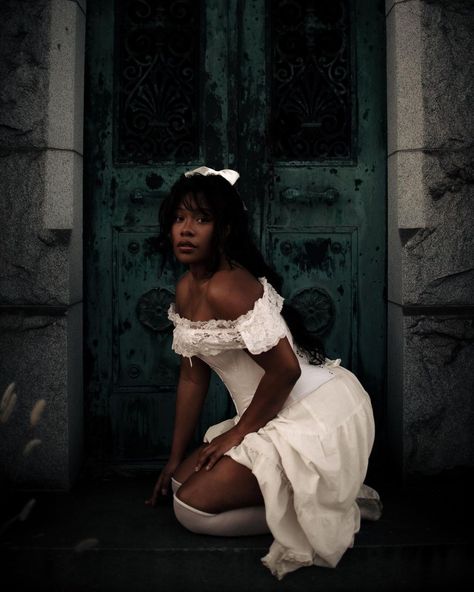 Lauren | “I’m scared of the love I have for you…. Because I know it will ruin me. And I also know that I will let it.” 📷: @gingeredspice… | Instagram Southern Gothic Aesthetic Black People, Black Southern Gothic Aesthetic, Black Southern Belle Aesthetic, Black Southern Gothic, Southern Gothic Aesthetic Fashion, Southern Belle Aesthetic, Southern Gothic Fashion, Dark Victorian Aesthetic, Southern Gothic Aesthetic