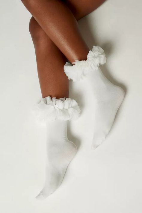 Happy Socks Marry Me Ruffle Half Crew Sock | Urban Outfitters Canada Ruffle Socks Outfit, Bb Shoes, Flower Kids, Ruffle Socks, Ruffled Socks, Sock Outfits, Fasion Outfits