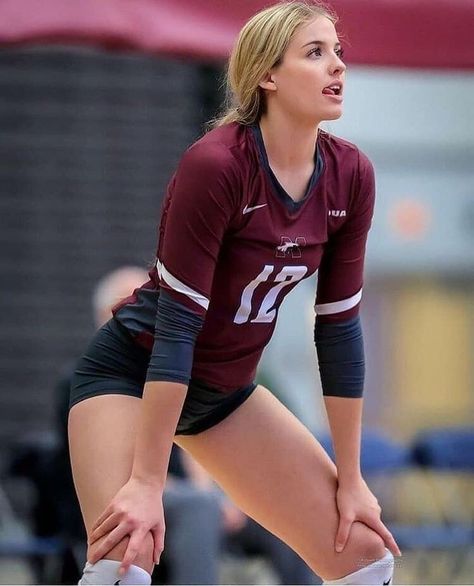 Marauders 2017-2018 Foto Sport, Female Volleyball Players, Beach Volley, Volleyball Shorts, Volleyball Player, Athletic Girls, Volleyball Outfits, Women Volleyball, كريستيانو رونالدو