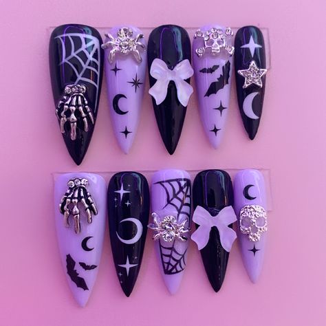 Pastel Goth Nails, Goth Nail Art, Purple Halloween Nails, Fake Nails Designs, Halloween Acrylic Nails, Gothic Nails, Anime Nails, Goth Nails, Edgy Nails