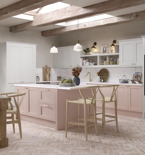 Pink Kitchen Walls, Georgian Kitchen, Free Kitchen Design, Kitchen Prices, Shaker Style Kitchens, Country Style Kitchen, Shaker Kitchen, Pink Kitchen, Kitchen Wallpaper