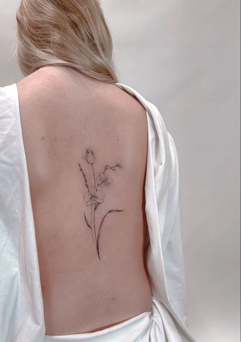 Tulip And Orchid Tattoo, Orchid Spine Tattoo, Tulip Back Tattoo, Tulip Spine Tattoo, Orchid Back Tattoo, Fine Line Orchid Tattoo, Orchid Flower Tattoos, Self-love Tattoo Ideas, Henna Styles