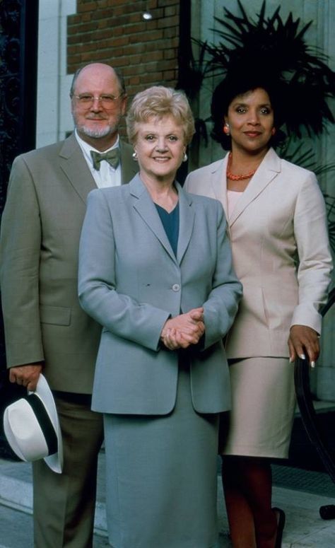 Angela Lansbury, David Ogden Stiers and Phylicia Rashād (Robinson) on the set of the movie "the last free man". David Ogden Stiers, Beast Movie, Phylicia Rashad, Beauty And The Beast Movie, The Beast Movie, Free Man, Angela Lansbury, Elizabeth Montgomery, Cary Grant