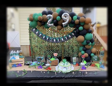 Call of duty birthday Modern Warfare Birthday Party, Call Of Duty Birthday Party, 11th Birthday, 9th Birthday, Modern Warfare, Balloon Garland, Call Of Duty, Hanukkah Wreath, Bedroom Ideas