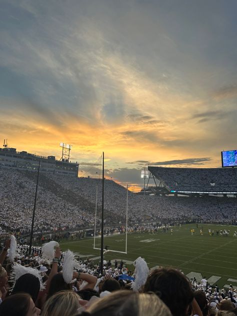 Psu Aesthetic, Penn State Aesthetic, Nfl Wag, Gameday Aesthetic, Penn State Game, Penn State College, Penn State Football, 2024 Goals, Cal State