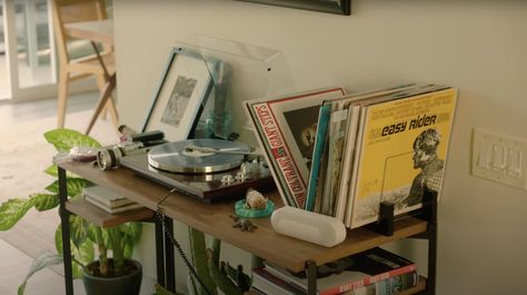 Record Player Aesthetic, Player Aesthetic, Los Angeles House, Salt Rock Lamp, Giant Steps, Jacob Elordi, Scary Games, Cowgirl Aesthetic, Hollywood Sign