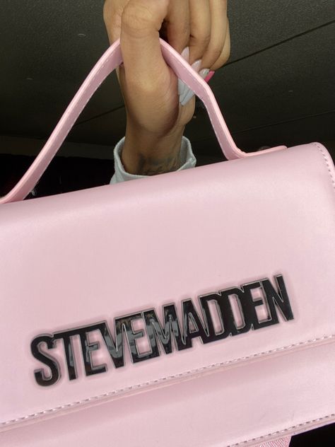 #PinkPurse Steve Madden Pink Bag, Steve Madden Bags, Pink Bag, Steve Madden, Luxury Bags, Pink