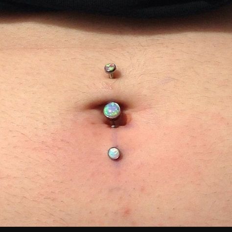 Floating Navel Piercing, Floating Navel, Piercing Ideas, Navel Piercing, Body Modifications, Body Mods, Tattoos And Piercings, Body Jewelry, Belly Button Rings