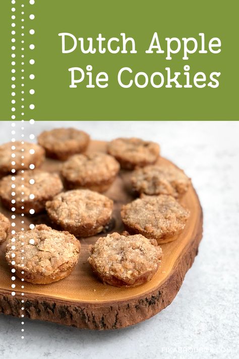 Perfect for using up leftover pie crust or feeding a crowd, we love these Dutch apple pies cookies ♥︎ fikabrodbox.com #applepie Dutch Apple Pies, Leftover Pie Crust, Apple Cookie, Leftover Pie, Apple Pie Cookies, Dutch Apple Pie, Dutch Apple, Apple Cookies, Pie Cookies