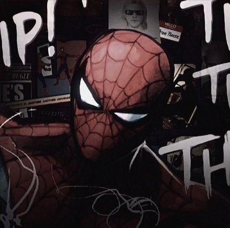 Nerd Clusters, Miles Spiderman, Image Spiderman, Y2k Profile Picture, Spiderman Art Sketch, Wade Wilson, Spiderman Pictures, Marvel Spiderman Art, Man Icon