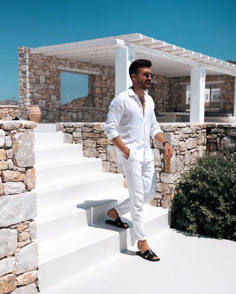 White Beach Outfit, White Outfit For Men, Vacation Outfits Men, Beach Outfit Men, White Party Outfit, Slippers Outfit, Party Outfit Men, Greece Outfit, Greece Fashion