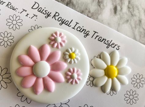 Create a Stunning Garden With Royal Icing Transfer Flowers! - Your Baking Bestie Flower Transfers, Royal Icing Transfer Sheets, Icing Transfers, Drop Cookie Recipes, Royal Icing Flowers, Ultimate Cookies, Royal Icing Transfers, Royal Icing Recipe, Transfer Sheets