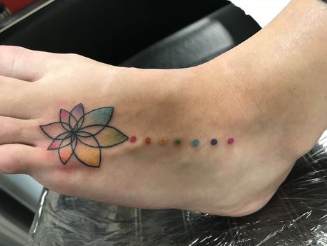 Chakra Tattoos, Rainbow Lotus, Neat Tattoos, Chakra Tattoo, Spiritual Tattoos, Lotus Tattoo, Ying Yang, Future Tattoos, Cute Tattoos