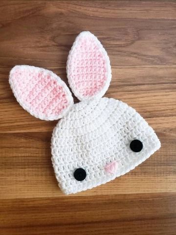 modelos de gorros con orejas para bebe Bunny Beanie, Crochet Baby Cap, Rabbit Crochet, Rabbit Hat, Куклы American Girl, Crochet Baby Hat Patterns, Crochet Kids Hats, Microcar, Baby Hat Patterns