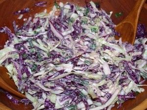 Mexican Cole Slaw Mexican Cole Slaw, Diy Probiotics, Cilantro Recipes, Kefir Recipes, Sauerkraut Recipes, Cole Slaw, Probiotic Foods, Summer Side Dishes, Cabbage Salad