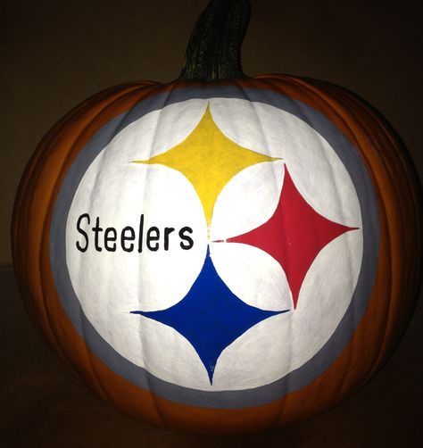 Steelers pumpkin Steelers Pumpkin, Creative Pumpkin Painting, Pumpkin Carving Kits, Hand Painted Pumpkin, Painted Pumpkin, Creative Pumpkins, Steeler Nation, Pumpkin Carving Templates, Pumpkin Painting