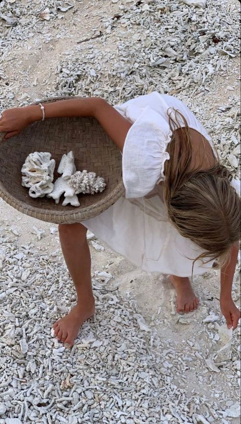 Beach Mom Aesthetic, Seaside Aesthetic, West Coast Aesthetic, Beach Mom, Future Vision, Euro Summer, Aesthetic White, Future Family, Future Mom