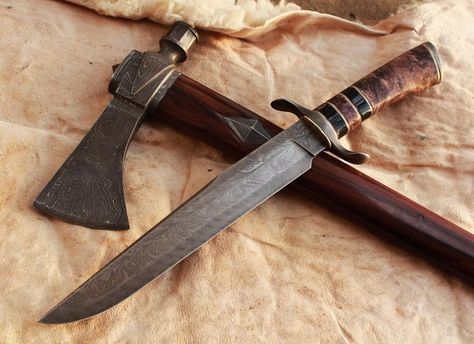 Tomahawk Design, Tactical Life, Military Gear Tactical, Handcrafted Knife, Homemade Fudge, Military Design, Tactical Survival, Amazing Nature Photos, Cool Knives