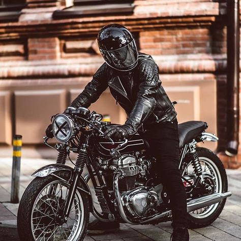 Don't worry you don't have to chooseComment & Share to your friends Follow Us for more  / CR... Tw 125, Enduro Vintage, Moto Scrambler, Best Motorbike, Cafe Racer Leather Jacket, Мотоциклы Cafe Racers, Moto Cafe, Cafe Racer Style, Retro Bike