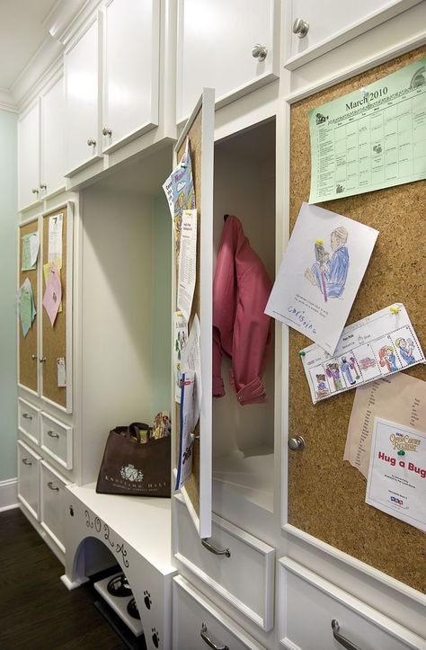 storage cabinets cork board Traditional Laundry Room, Functional Mudroom, Kids Cubbies, Floor To Ceiling Cabinets, Mudroom Cabinets, Laundry Room/mud Room, Mudroom Lockers, Cork Boards, Mud Room Storage