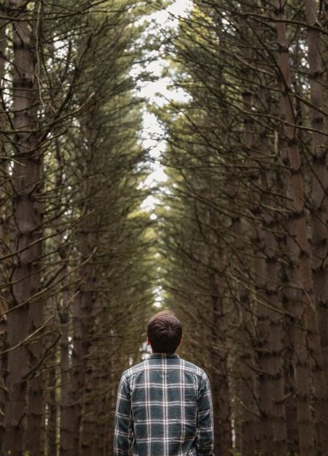 Forest Poses Men, Portraits In The Woods, Forest Photography Model, Male Portrait Photography Outdoor, Forest Photoshoot Men, Forest Portrait Photography, Photo Ideas For Men, Forest Poses, Forest Photoshoot Ideas