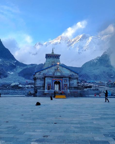 Kedarnath Background, Full Hd Wallpaper Android, Shiva Temple, Mere Mahadev, Bhole Baba, God Wallpaper, Natural Skin Care Ingredients, Temple Photography, Hd Wallpaper Android