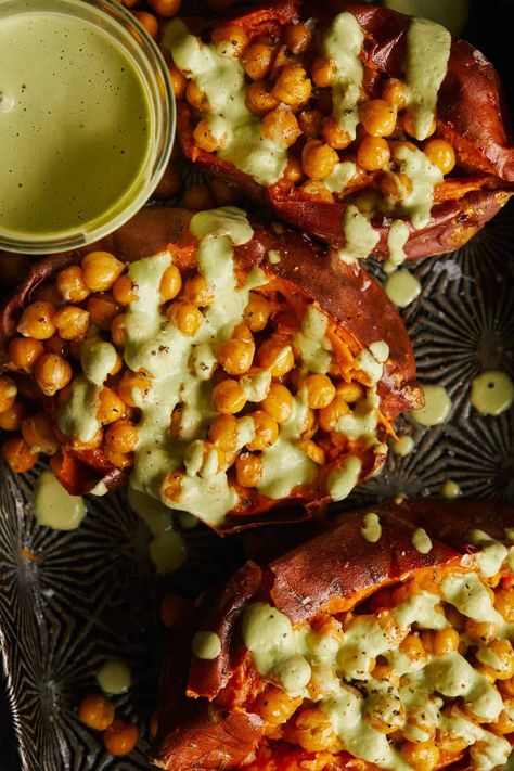 Roasted Chickpea Stuffed Sweet Potatoes Cilantro Garlic Sauce, Vegan Thanksgiving Dinner, Stuffed Sweet Potato, Roasted Chickpea, Spoon Fork Bacon, Cashew Sauce, Stuffed Sweet Potatoes, Healthy Dinner Ideas, Diner Recept