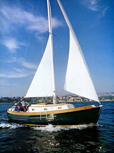 Nor'Sea 27 Sailboat : A Small Cruising Sailboat to Take You Anywhere - SkyAboveUs Used Sailboats, Classic Sailboat, Small Sailboats, Buy A Boat, Build Your Own Boat, Sailing Vessel, Yacht Boat, Boat Plans, Small Boats