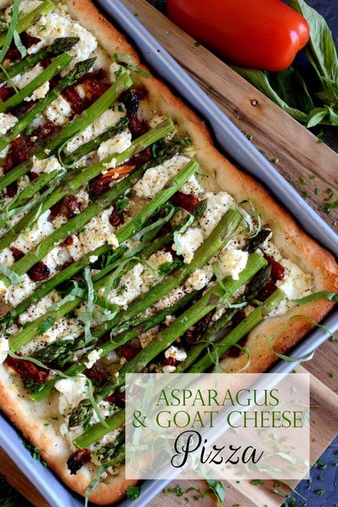 Asparagus and Goat Cheese Pizza - Lord Byron's Kitchen Asparagus Flatbread, Asparagus And Goat Cheese, Asparagus Pizza, Pizza Dough From Scratch, Goat Cheese Pizza, New Year's Eve Appetizers, Best Pizza Dough, Parmesan Recipes, Veggie Pizza